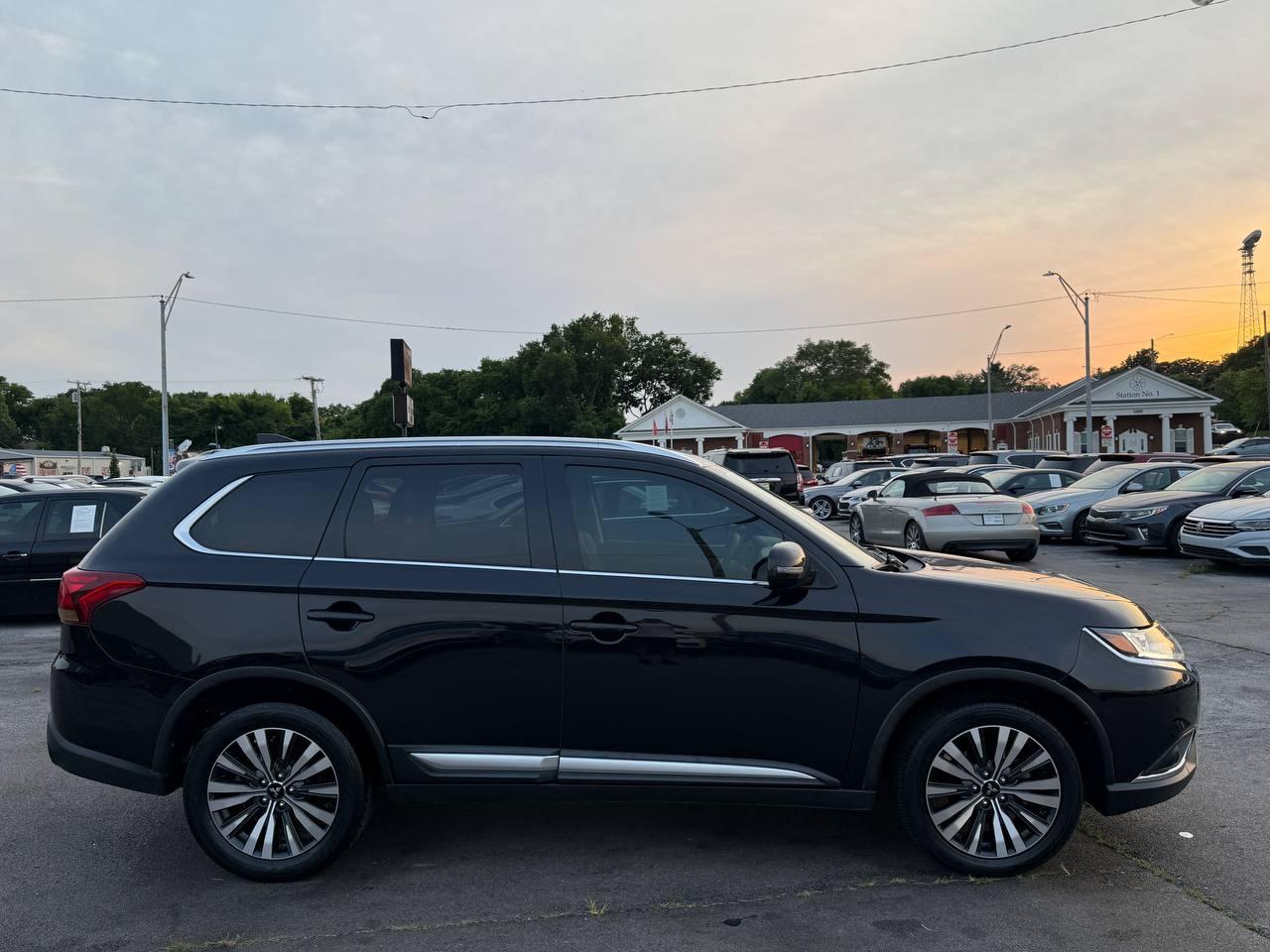 Mitsubishi Outlander SEL AWD 2020