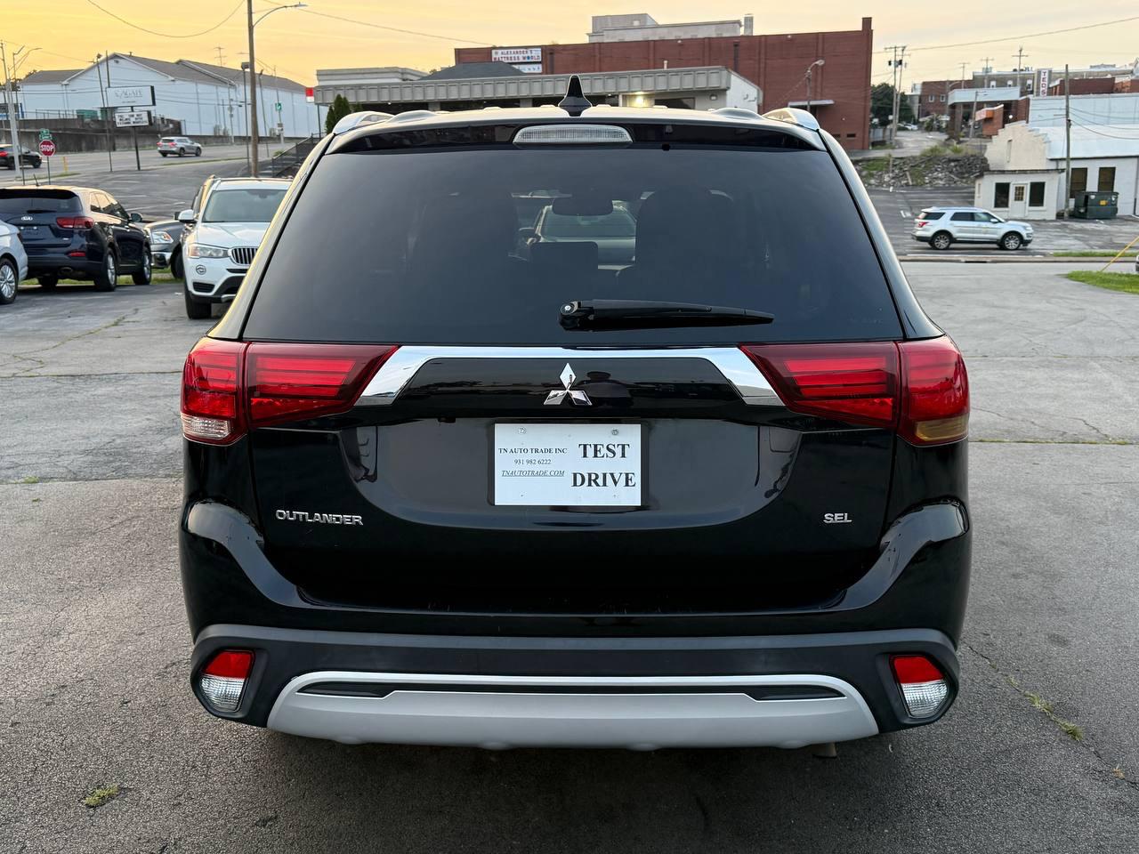 Mitsubishi Outlander SEL AWD 2020