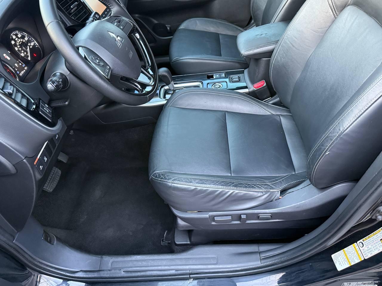 Mitsubishi Outlander SEL AWD 2020