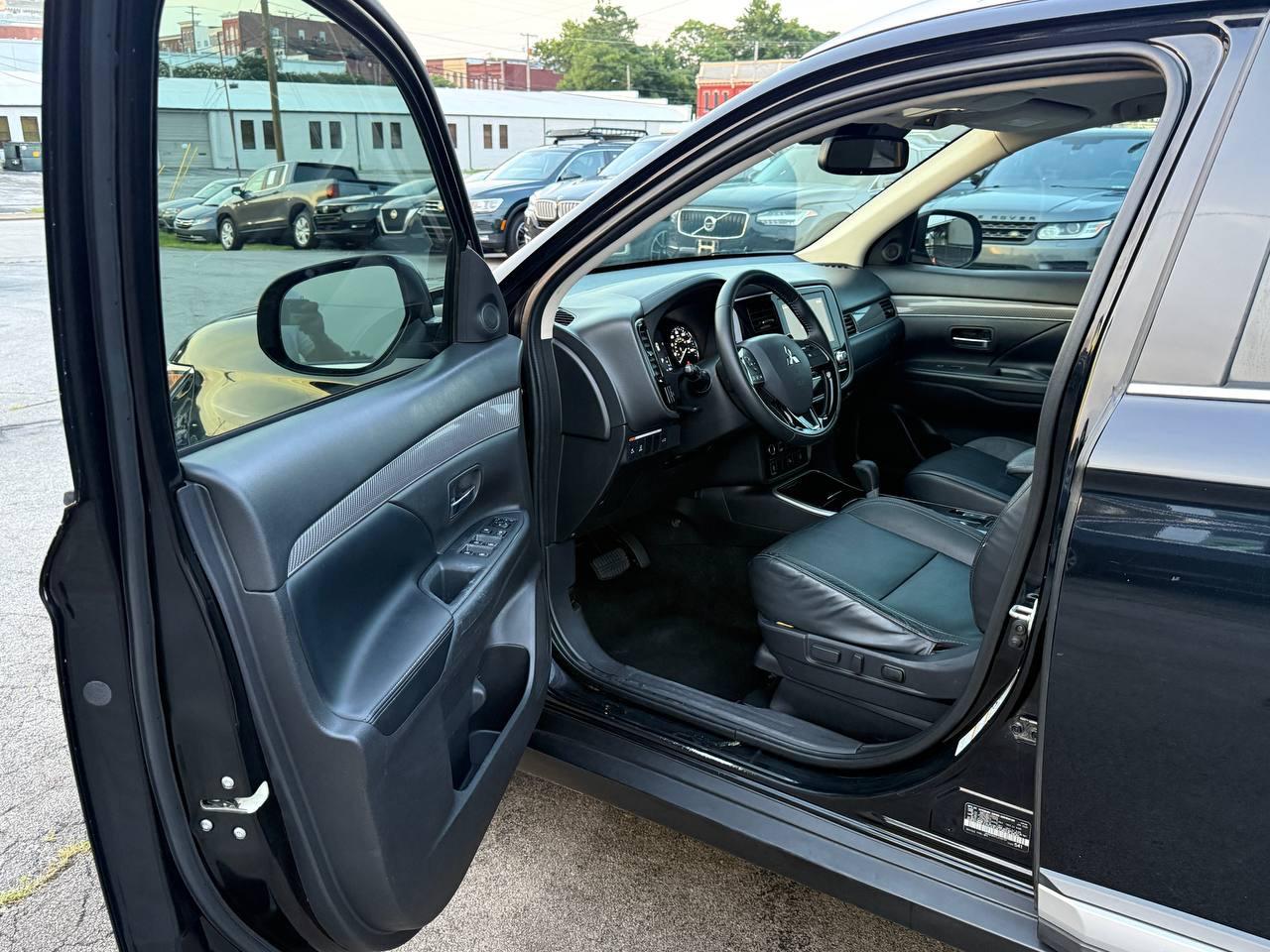 Mitsubishi Outlander SEL AWD 2020