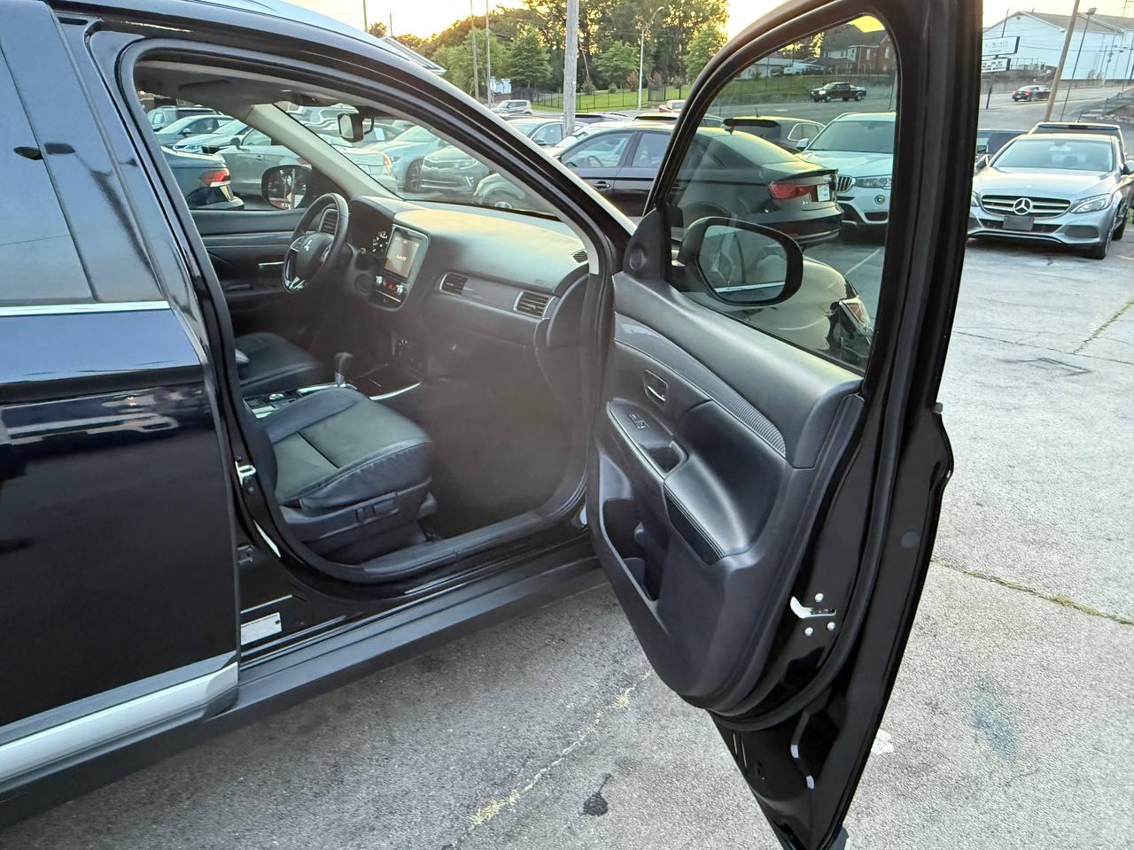 Mitsubishi Outlander SEL AWD 2020