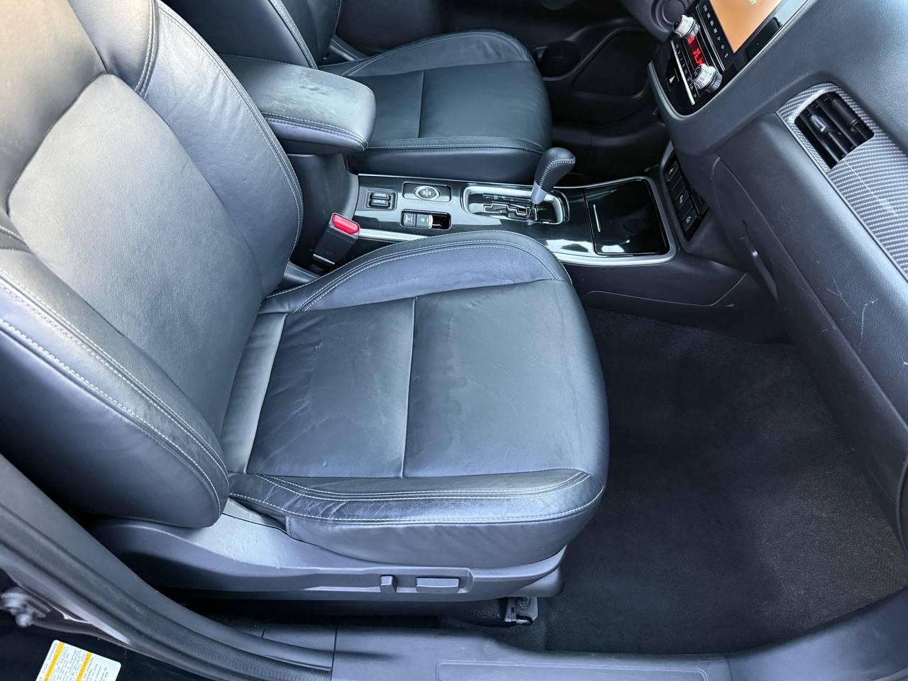 Mitsubishi Outlander SEL AWD 2020