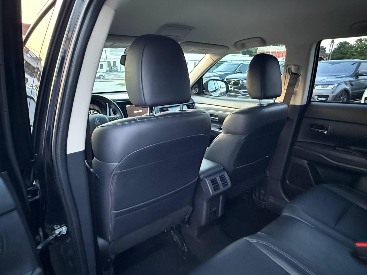 Mitsubishi Outlander SEL AWD 2020