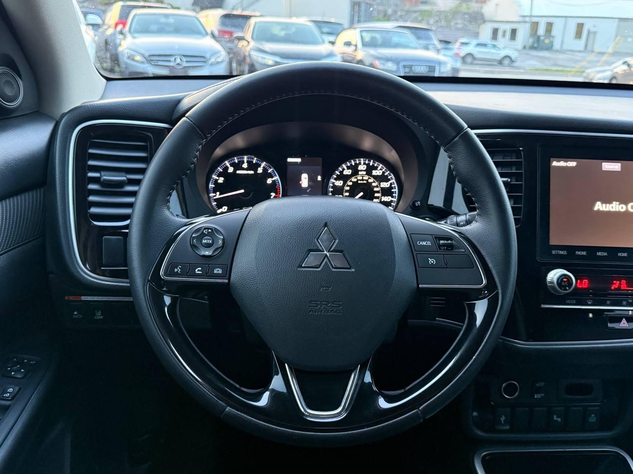 Mitsubishi Outlander SEL AWD 2020