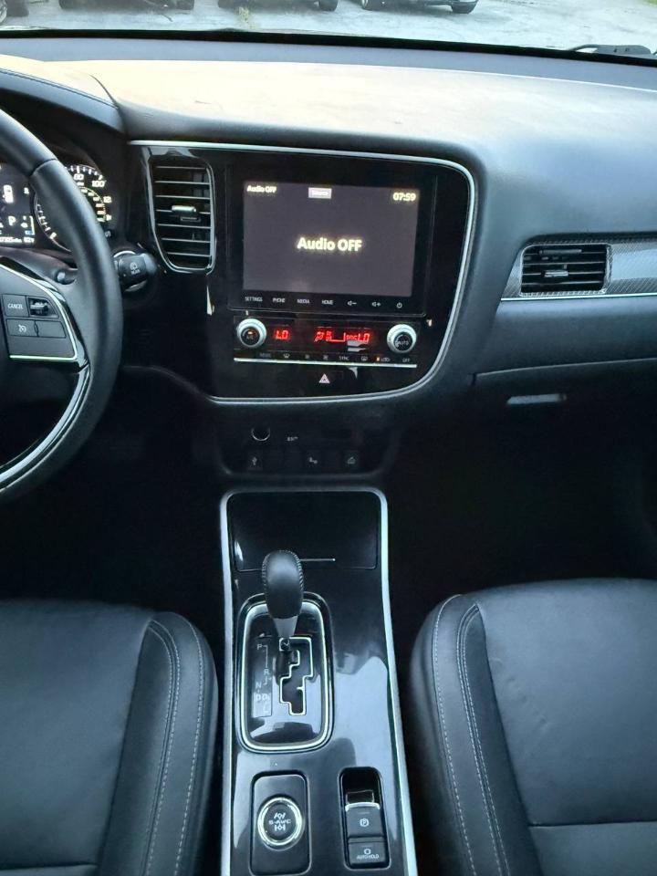 Mitsubishi Outlander SEL AWD 2020