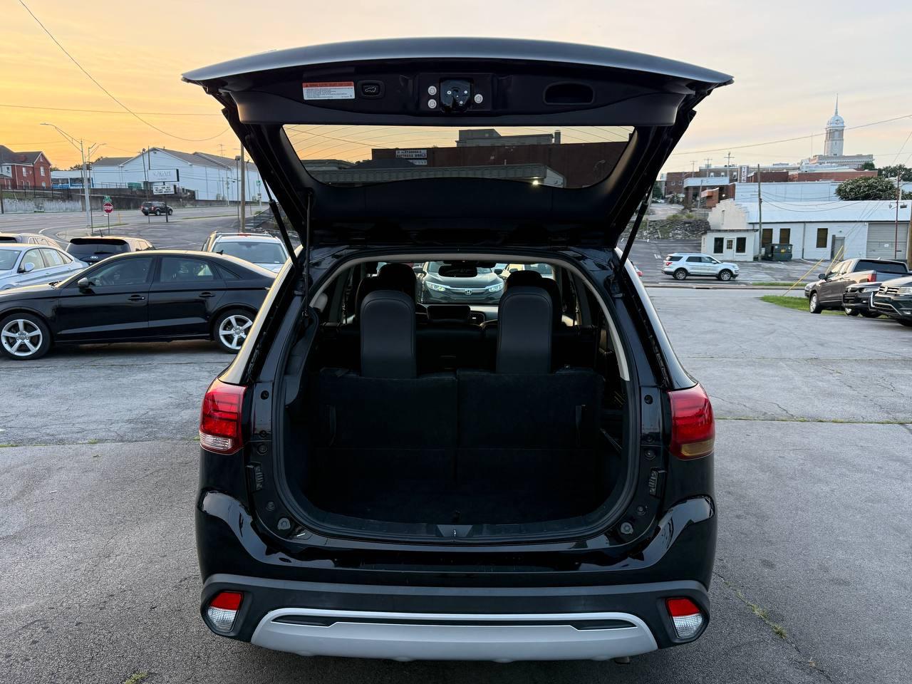 Mitsubishi Outlander SEL AWD 2020