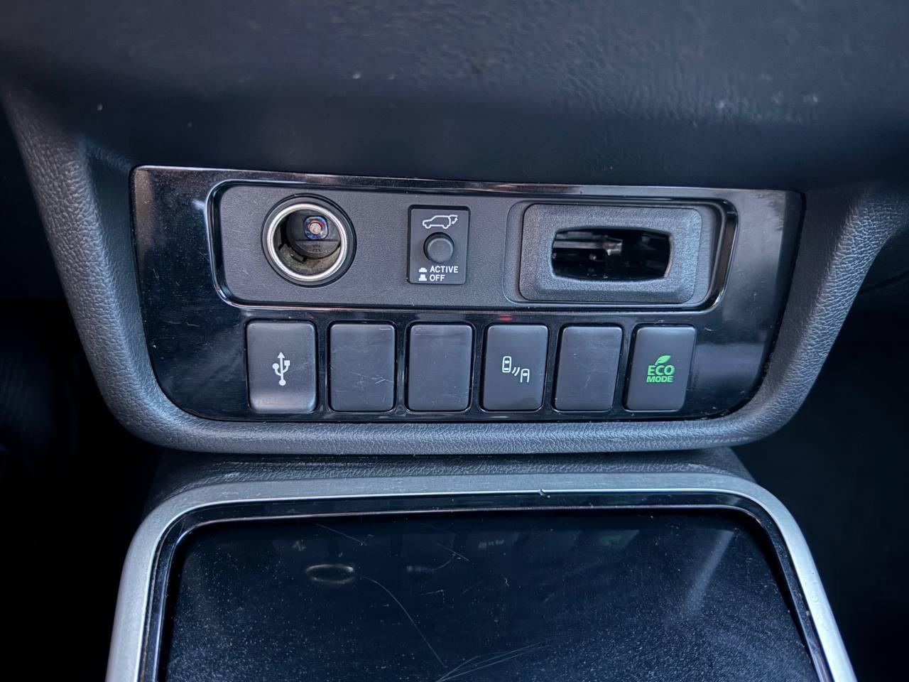 Mitsubishi Outlander SEL AWD 2020