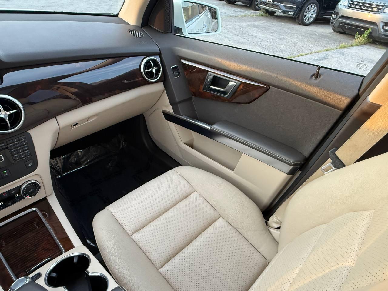 Mercedes-Benz GLK-Class GLK350 4MATIC 2014