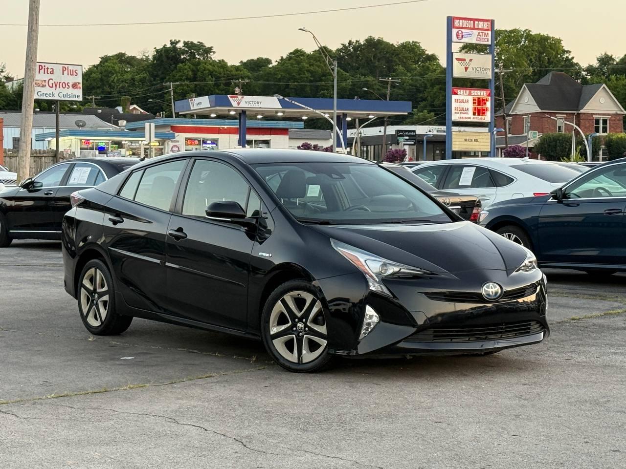 Toyota Prius Two Eco 2016