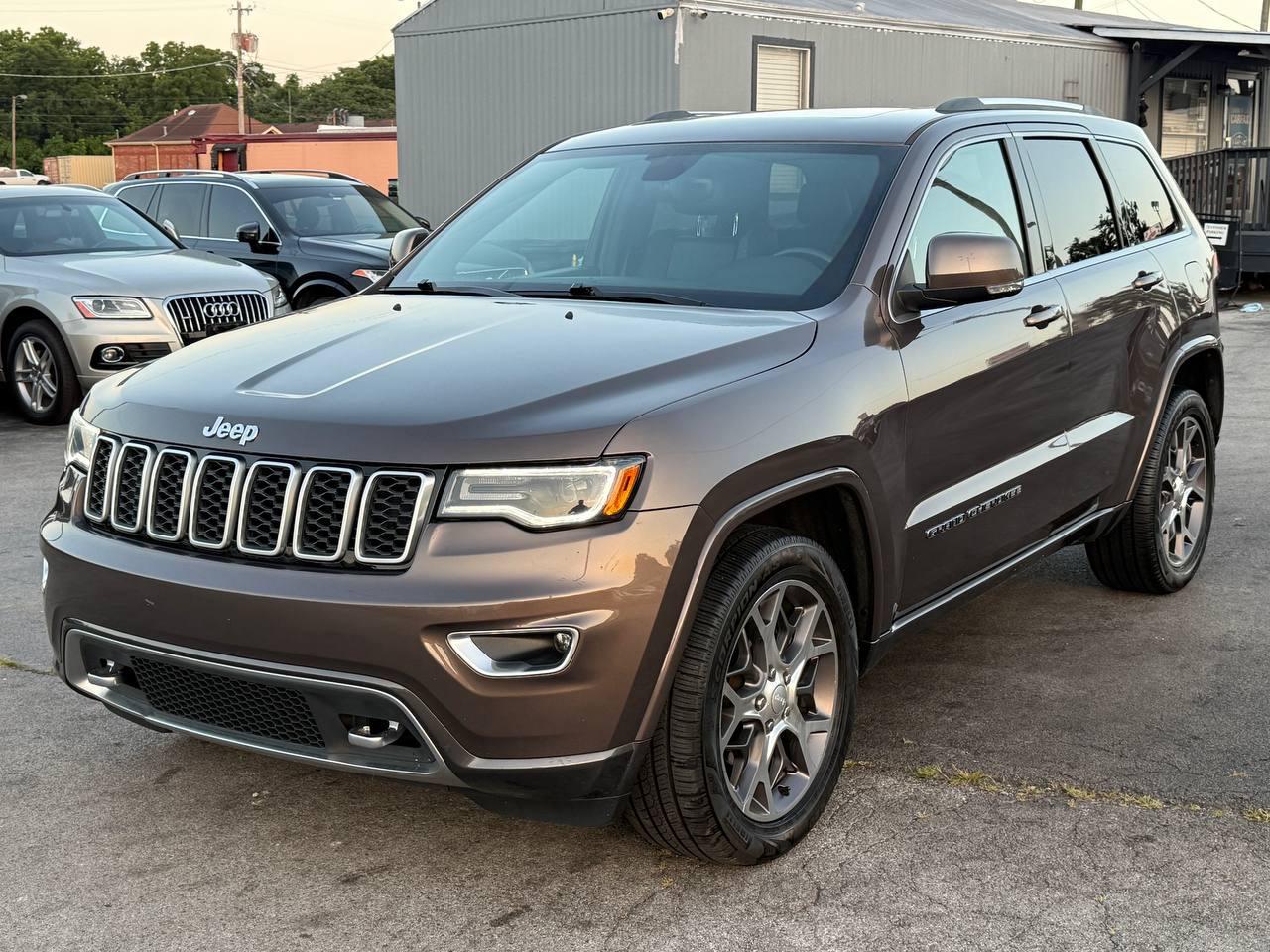 Jeep Grand Cherokee  2018