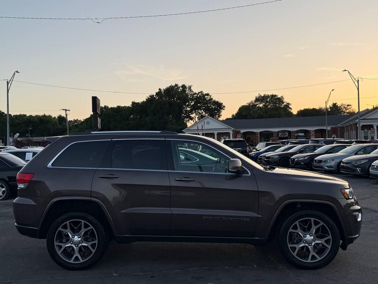 Jeep Grand Cherokee  2018