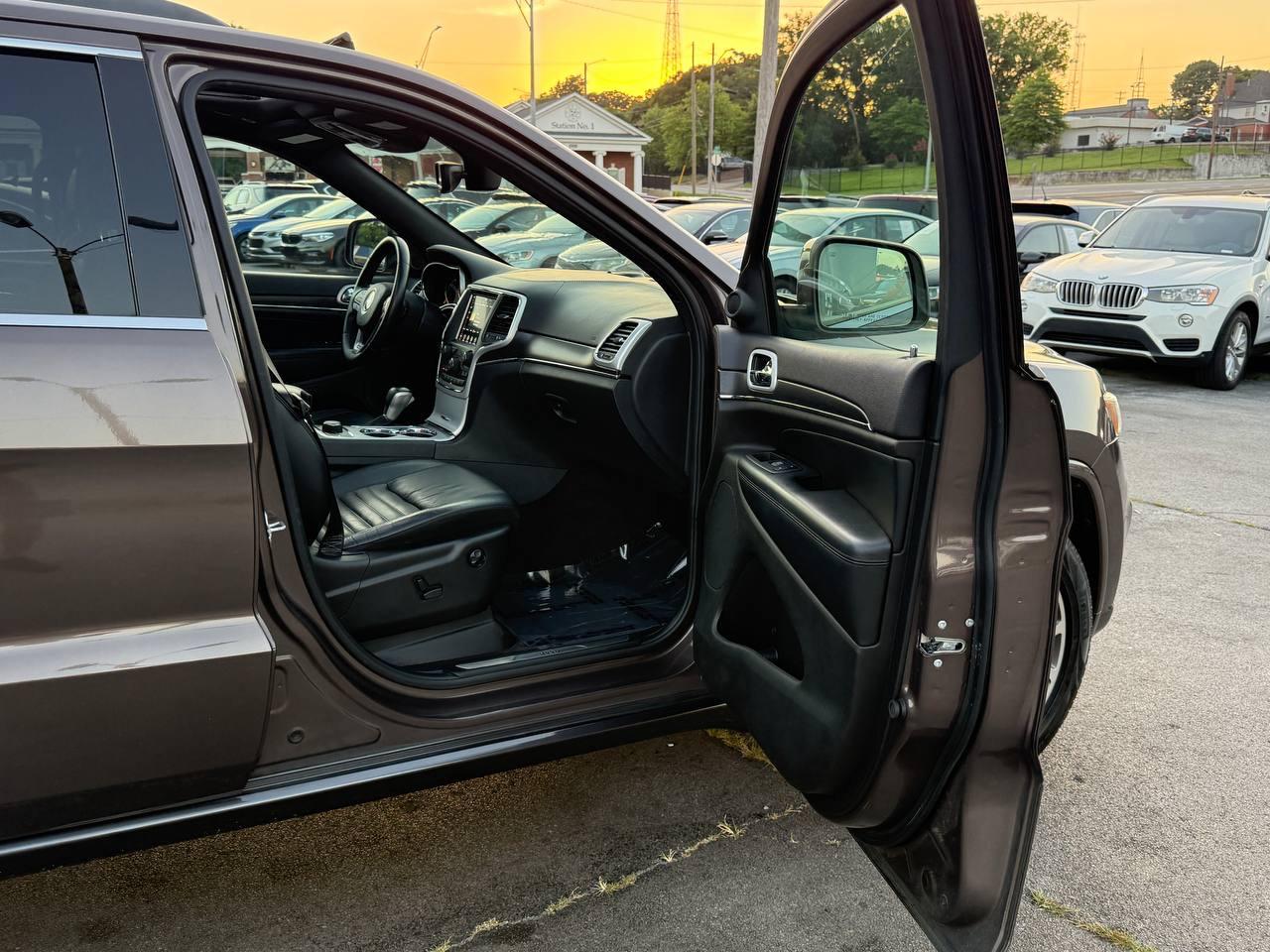 Jeep Grand Cherokee  2018