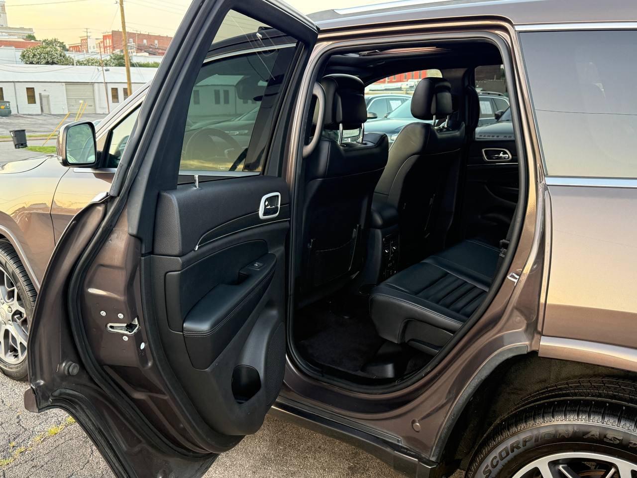 Jeep Grand Cherokee  2018