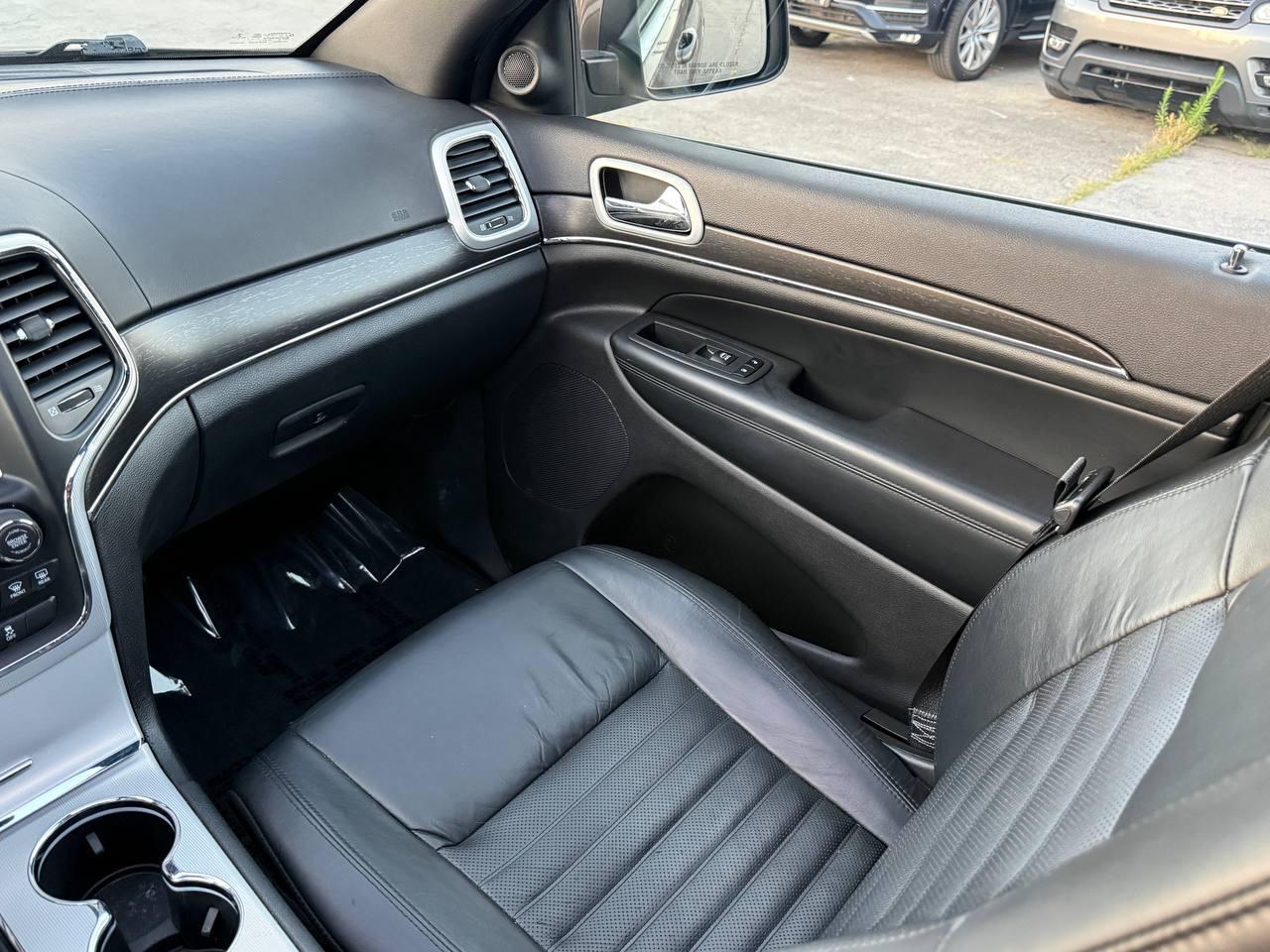 Jeep Grand Cherokee  2018
