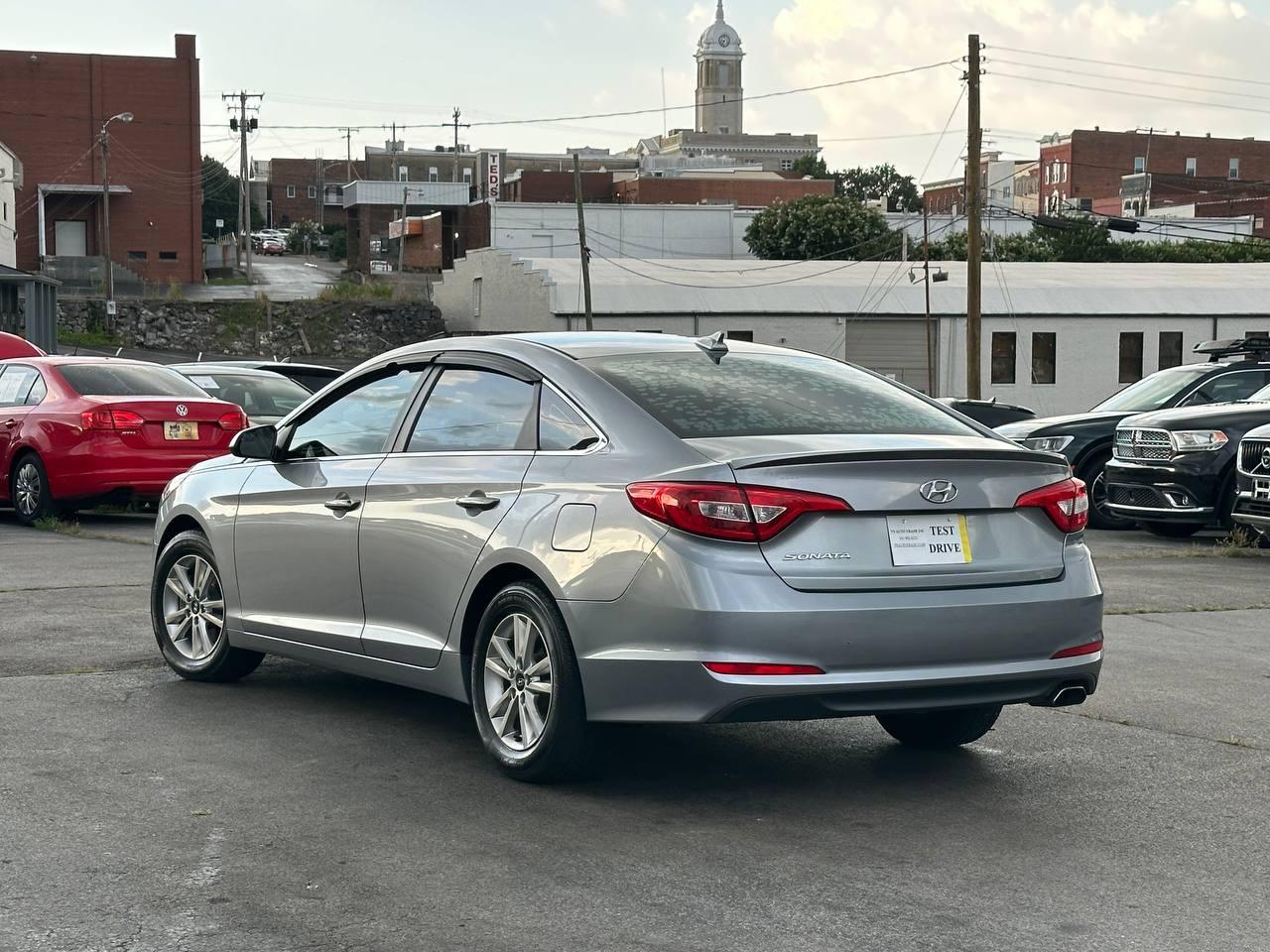 Hyundai Sonata SE 2015