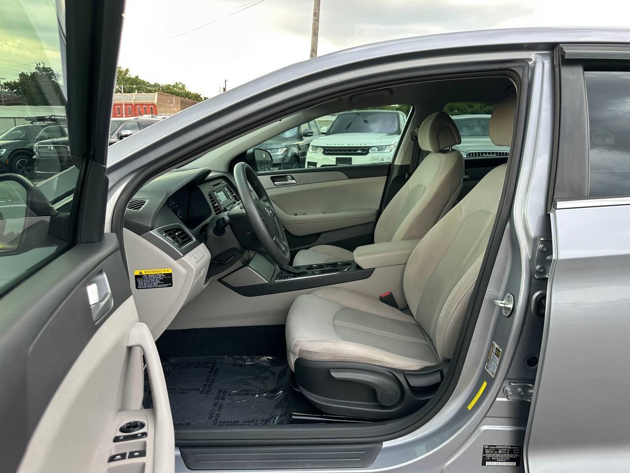 Hyundai Sonata SE 2015