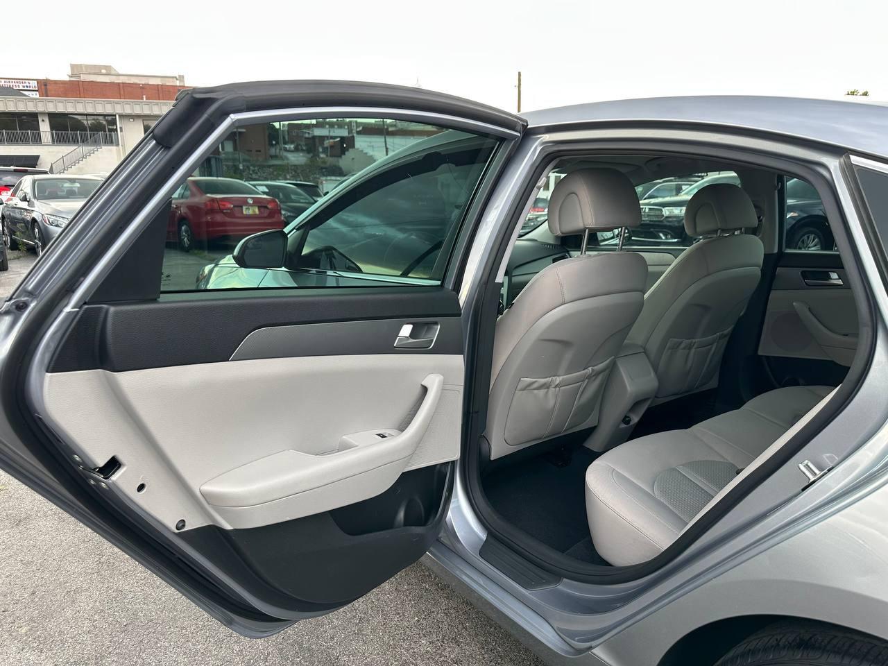 Hyundai Sonata SE 2015