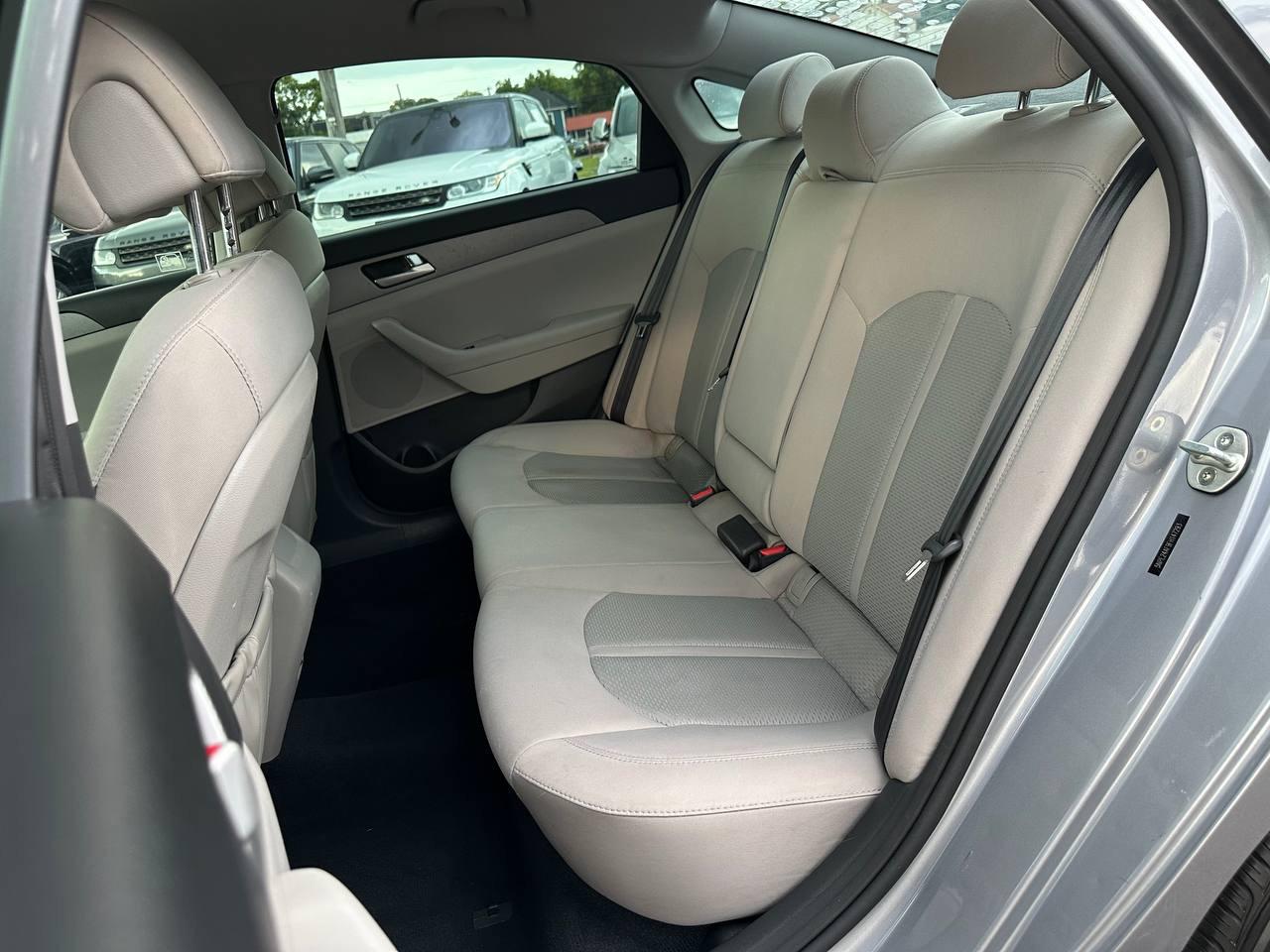 Hyundai Sonata SE 2015