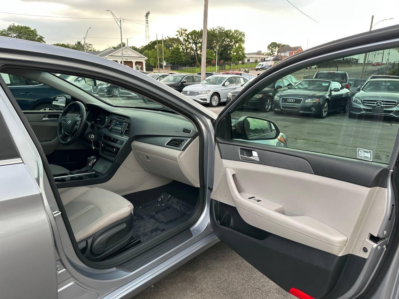 Hyundai Sonata SE 2015