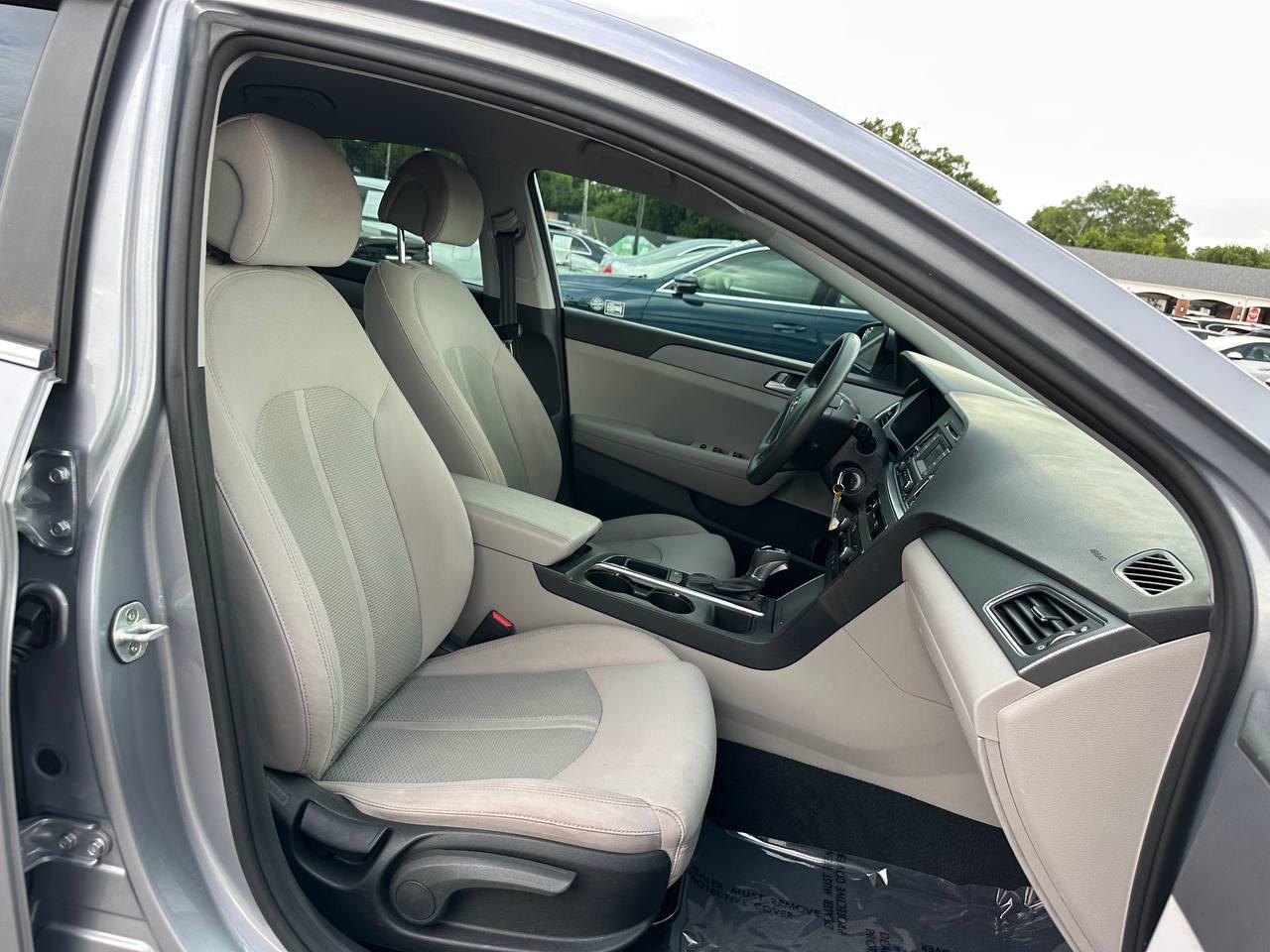 Hyundai Sonata SE 2015