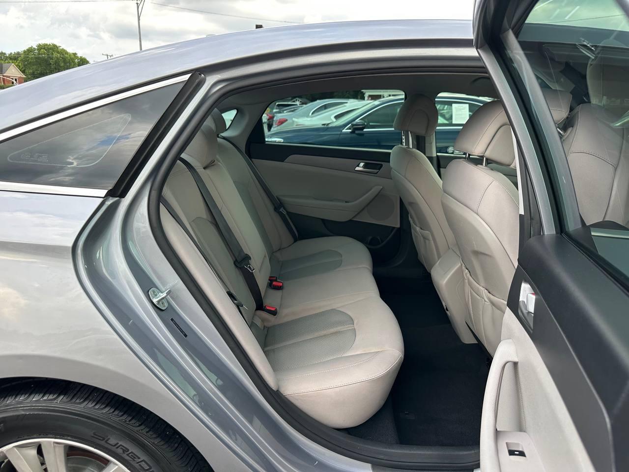 Hyundai Sonata SE 2015