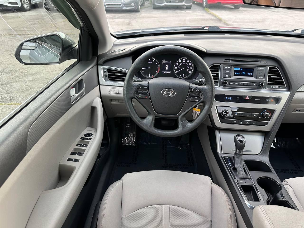 Hyundai Sonata SE 2015