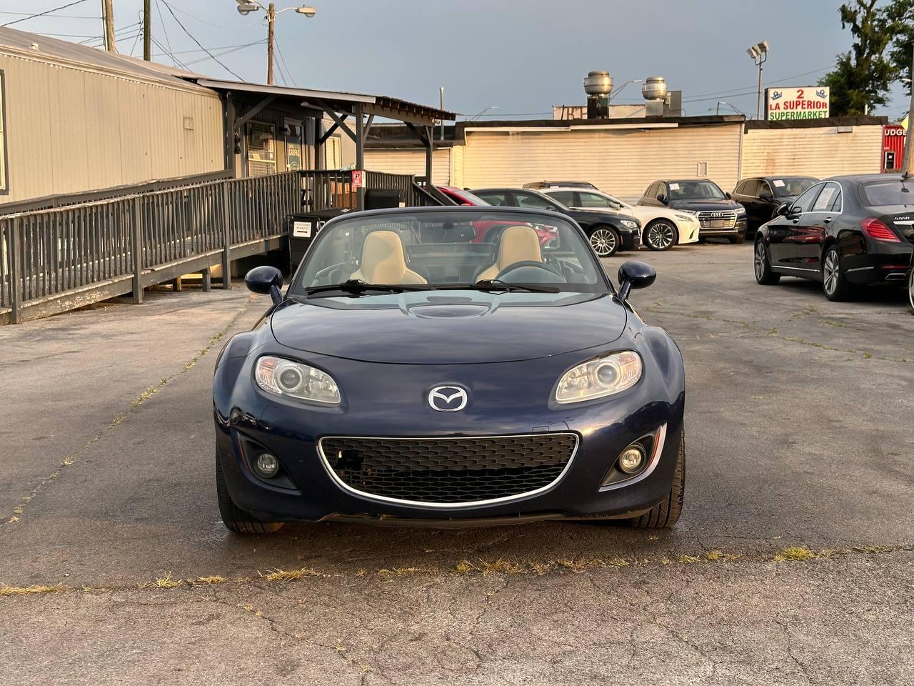Mazda MX-5 Miata Sport 2010