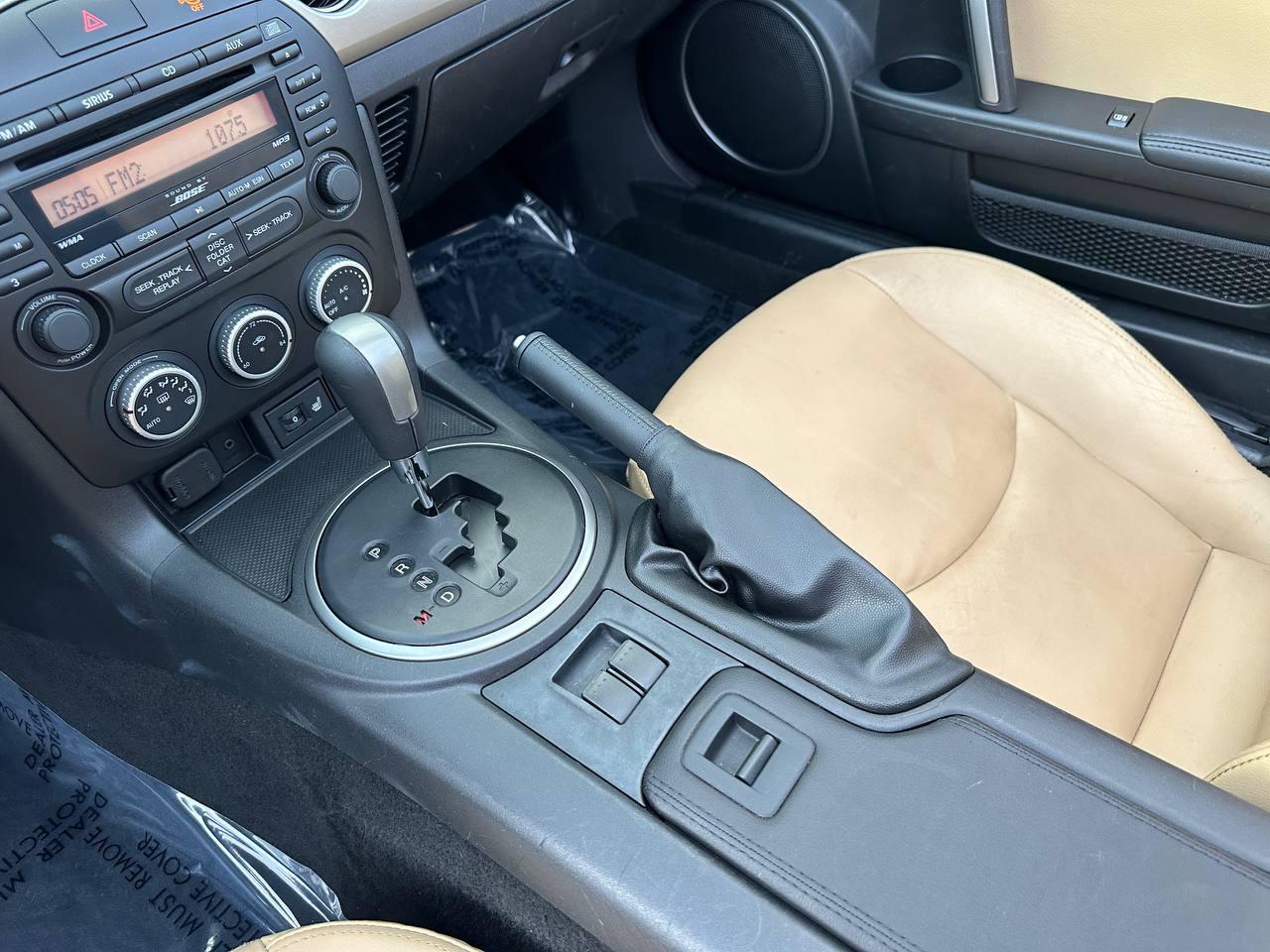 Mazda MX-5 Miata Sport 2010