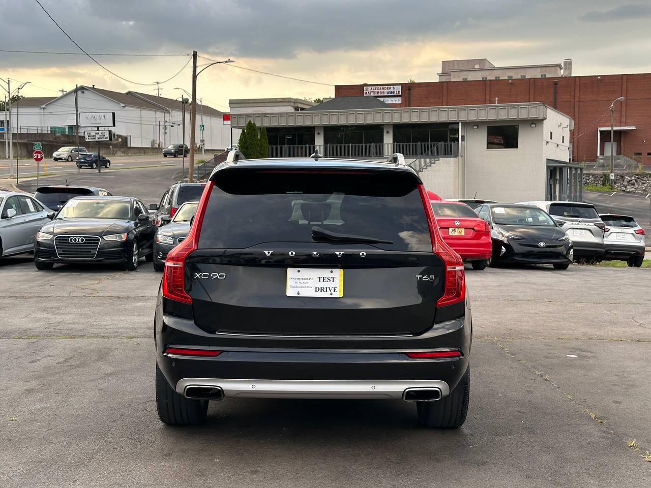 Volvo XC90 T6 Momentum AWD 2017