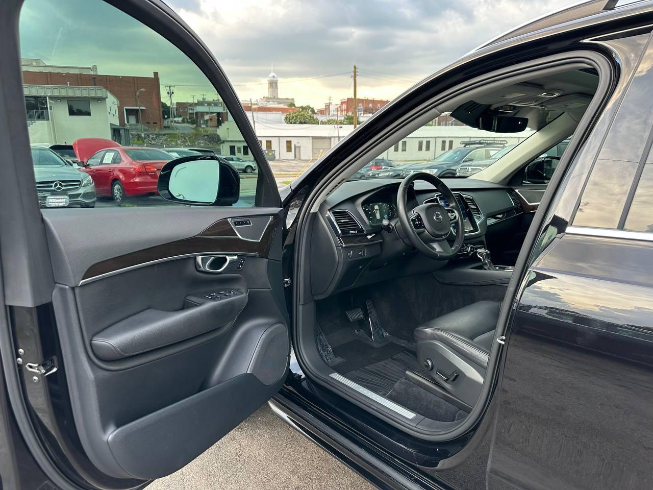 Volvo XC90 T6 Momentum AWD 2017