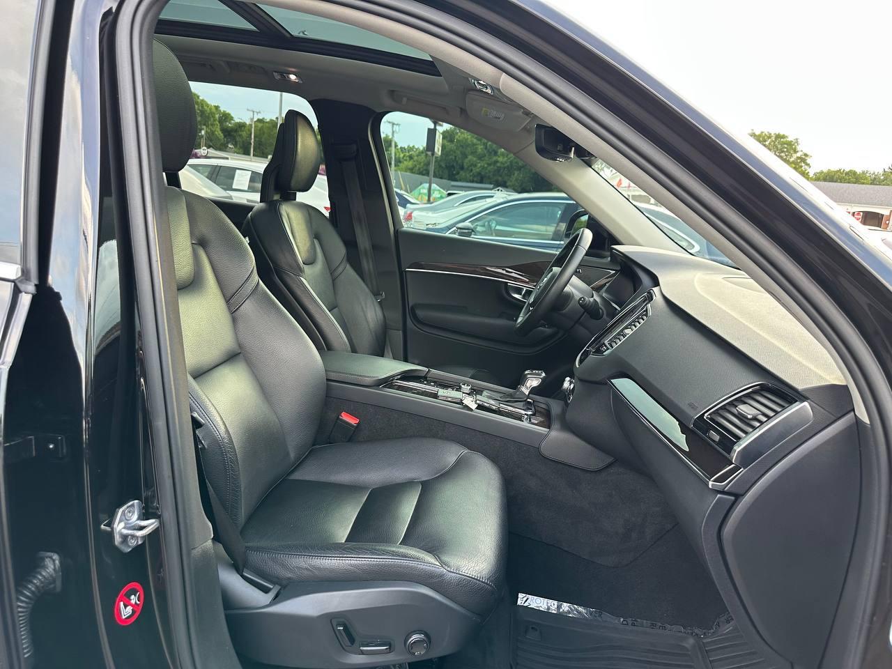 Volvo XC90 T6 Momentum AWD 2017