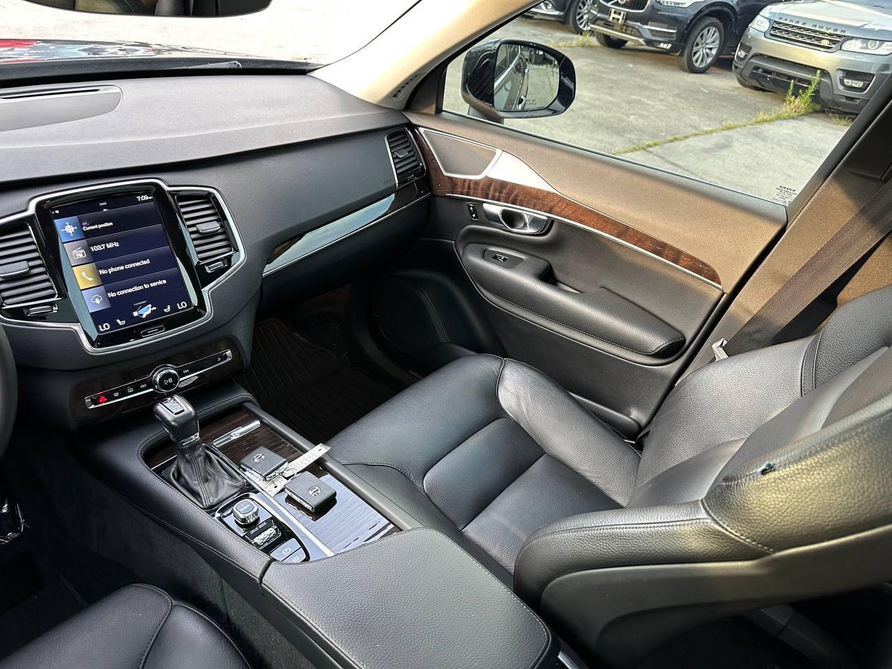 Volvo XC90 T6 Momentum AWD 2017