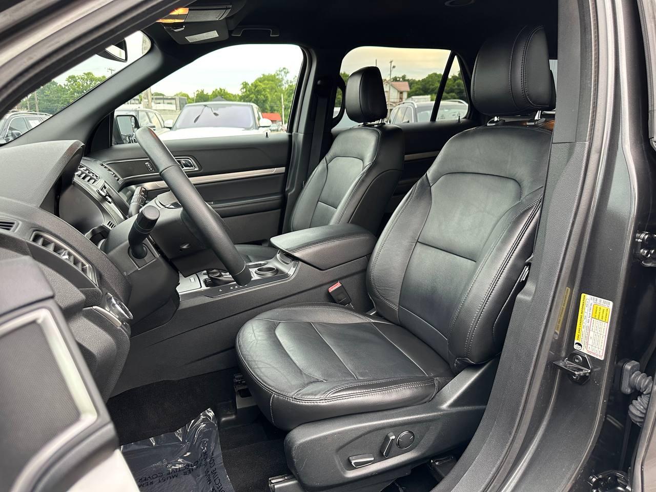 Ford Explorer XLT FWD 2018