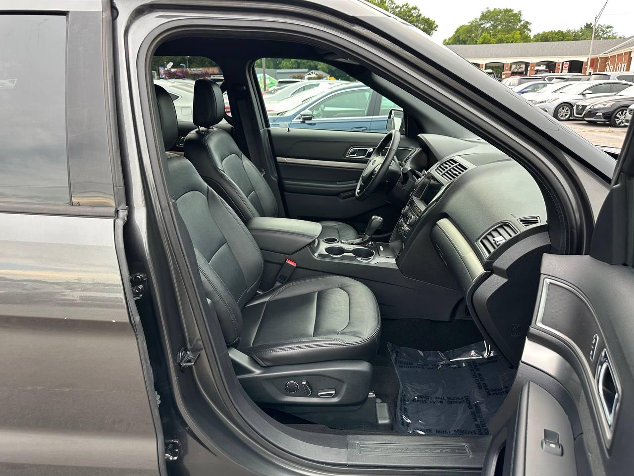 Ford Explorer XLT FWD 2018