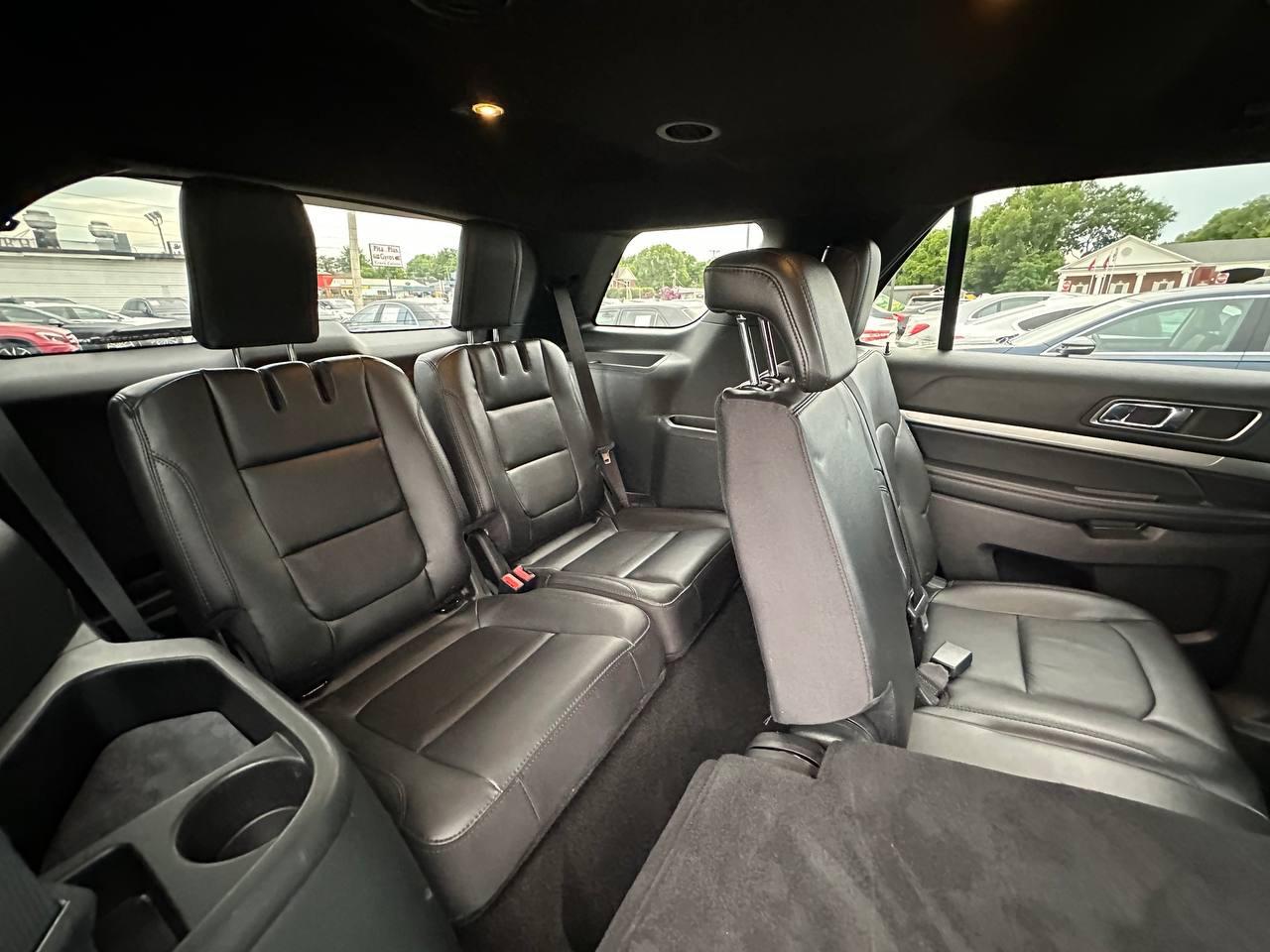 Ford Explorer XLT FWD 2018