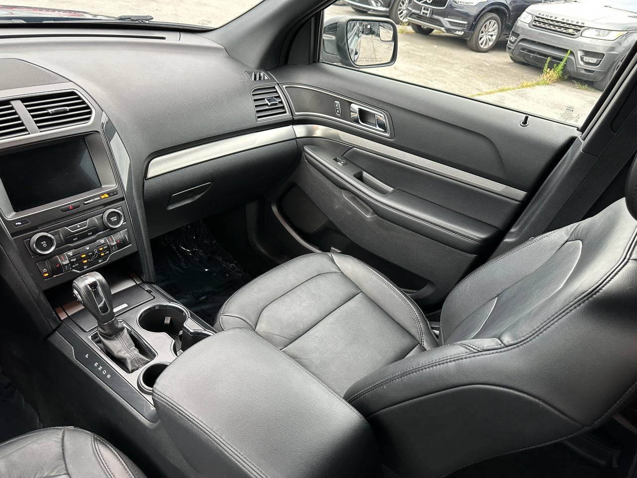 Ford Explorer XLT FWD 2018