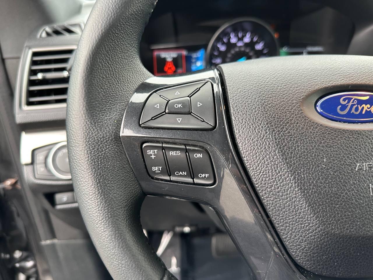 Ford Explorer XLT FWD 2018