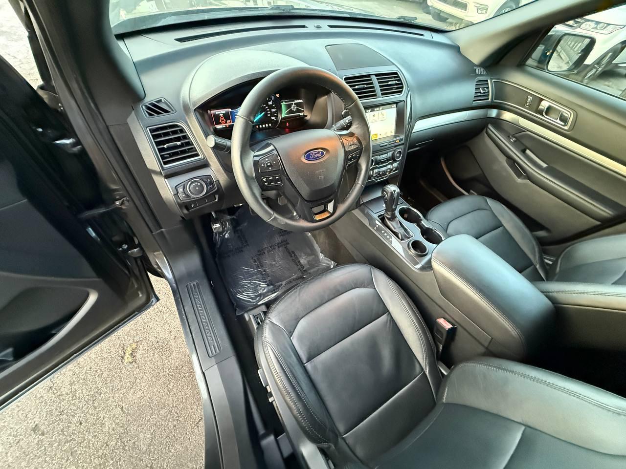 Ford Explorer XLT FWD 2018