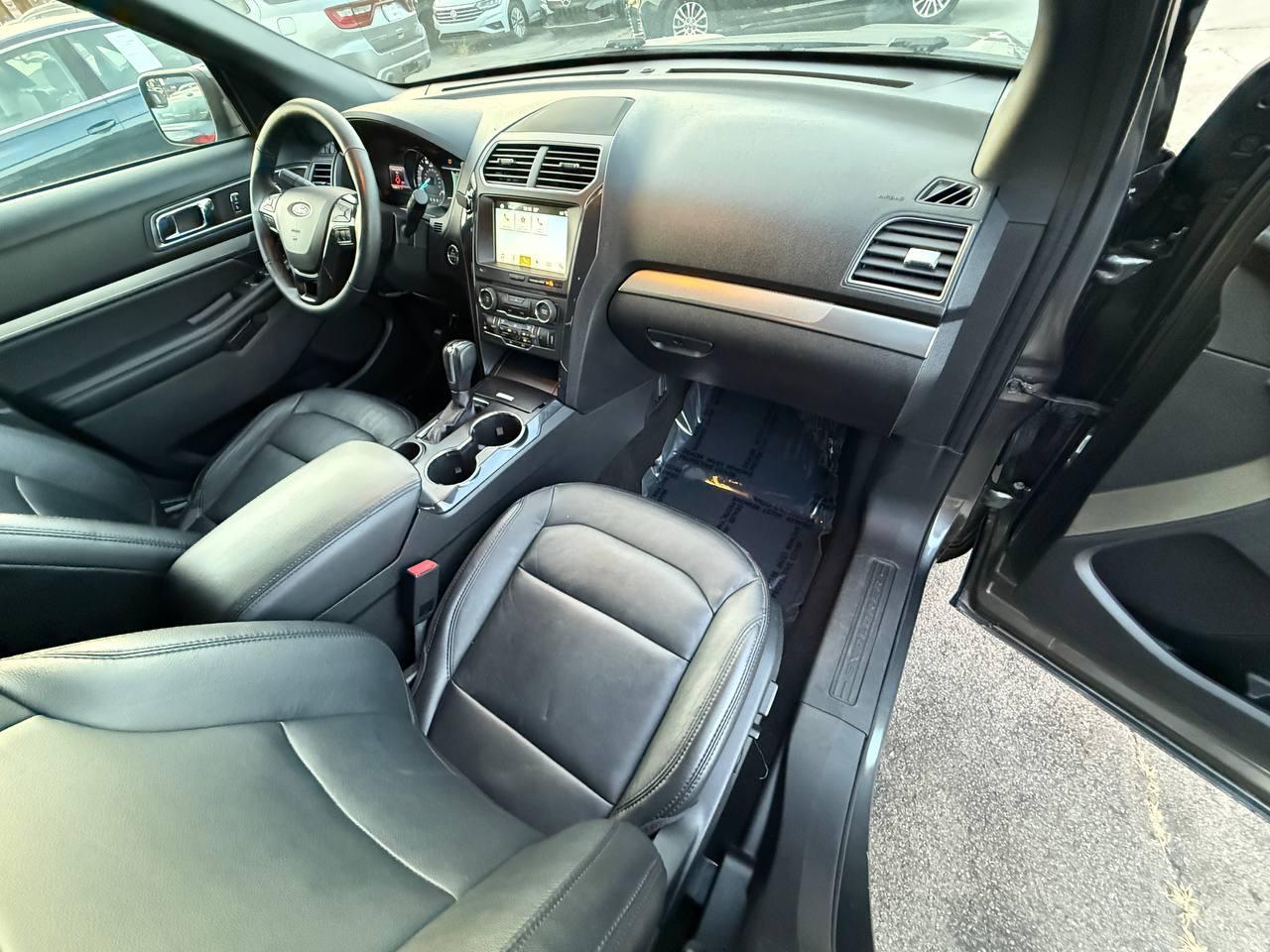 Ford Explorer XLT FWD 2018