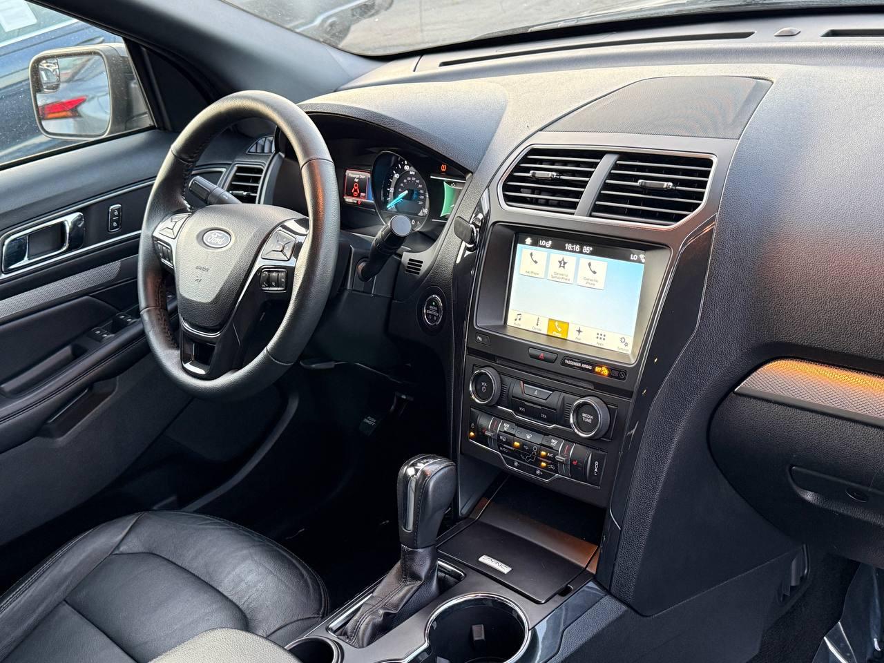 Ford Explorer XLT FWD 2018