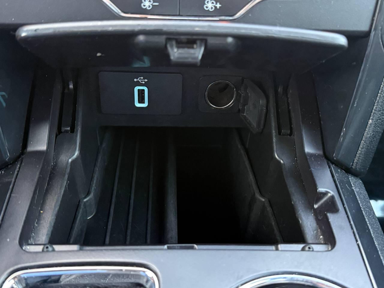 Ford Explorer XLT FWD 2018