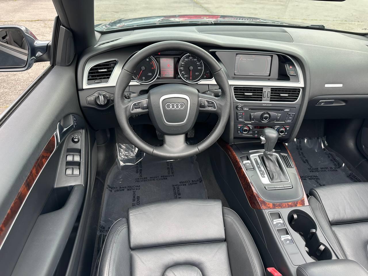 Audi A5 2.0T Premium Plus Cabriolet quattro 2010