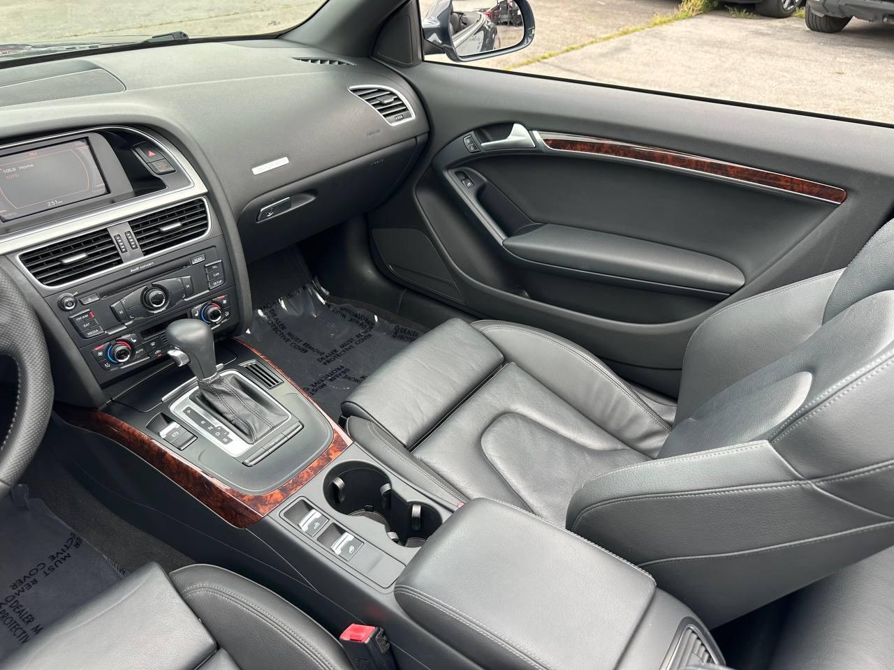 Audi A5 2.0T Premium Plus Cabriolet quattro 2010