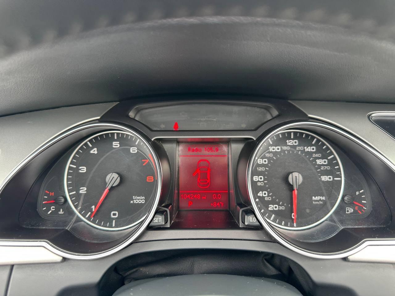 Audi A5 2.0T Premium Plus Cabriolet quattro 2010