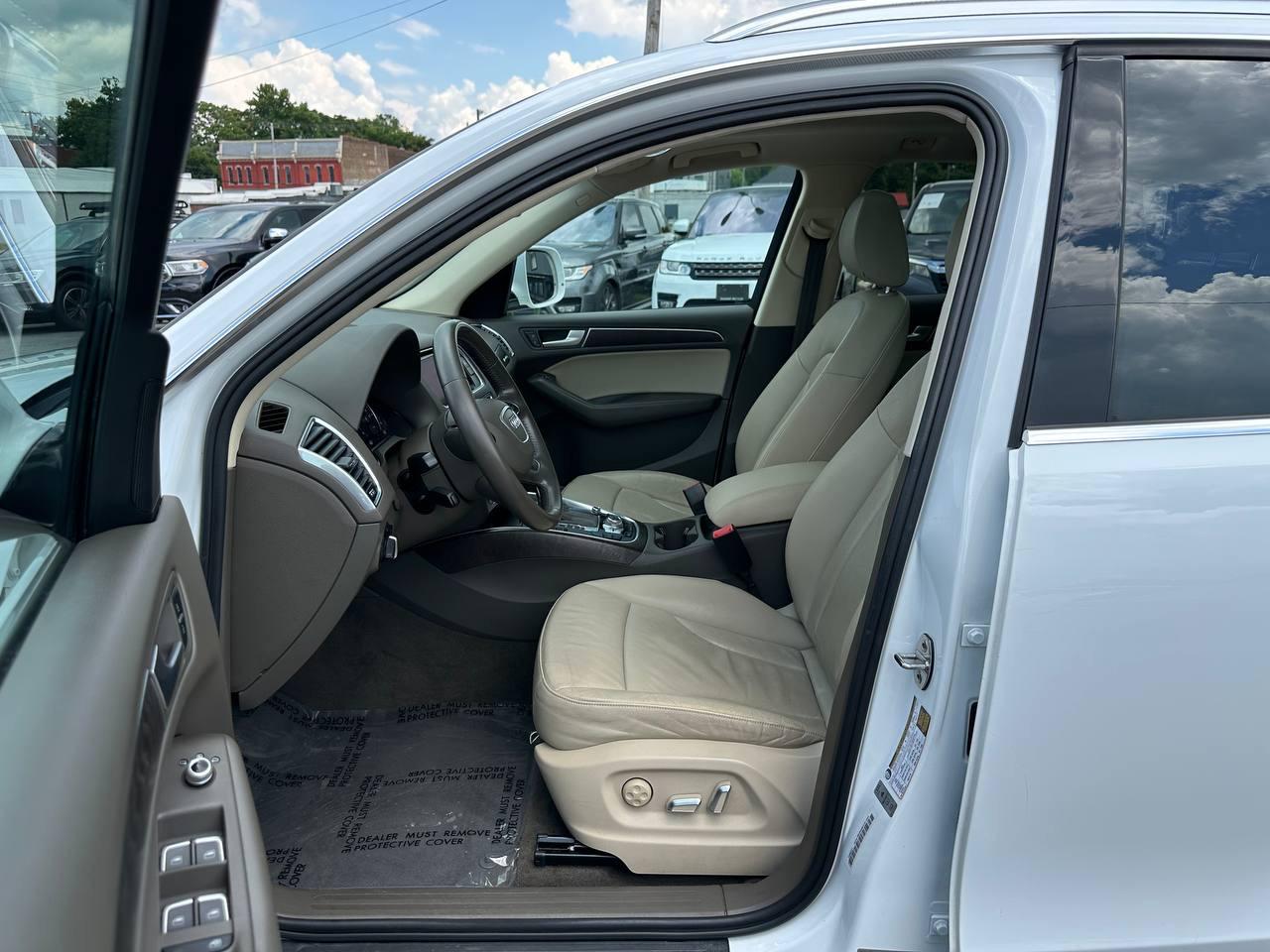 Audi Q5 2.0T Premium quattro 2016