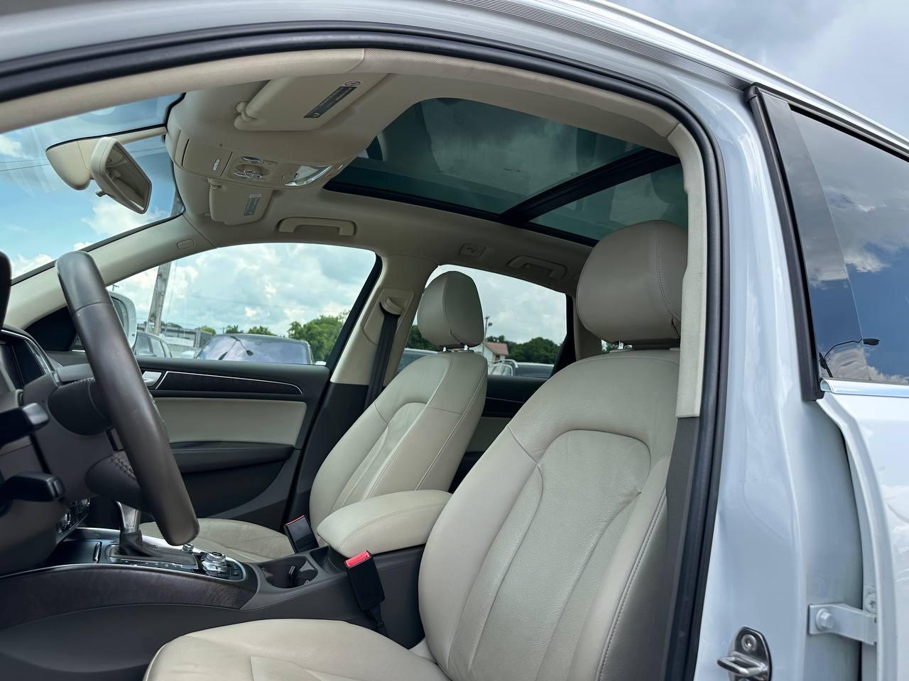 Audi Q5 2.0T Premium quattro 2016