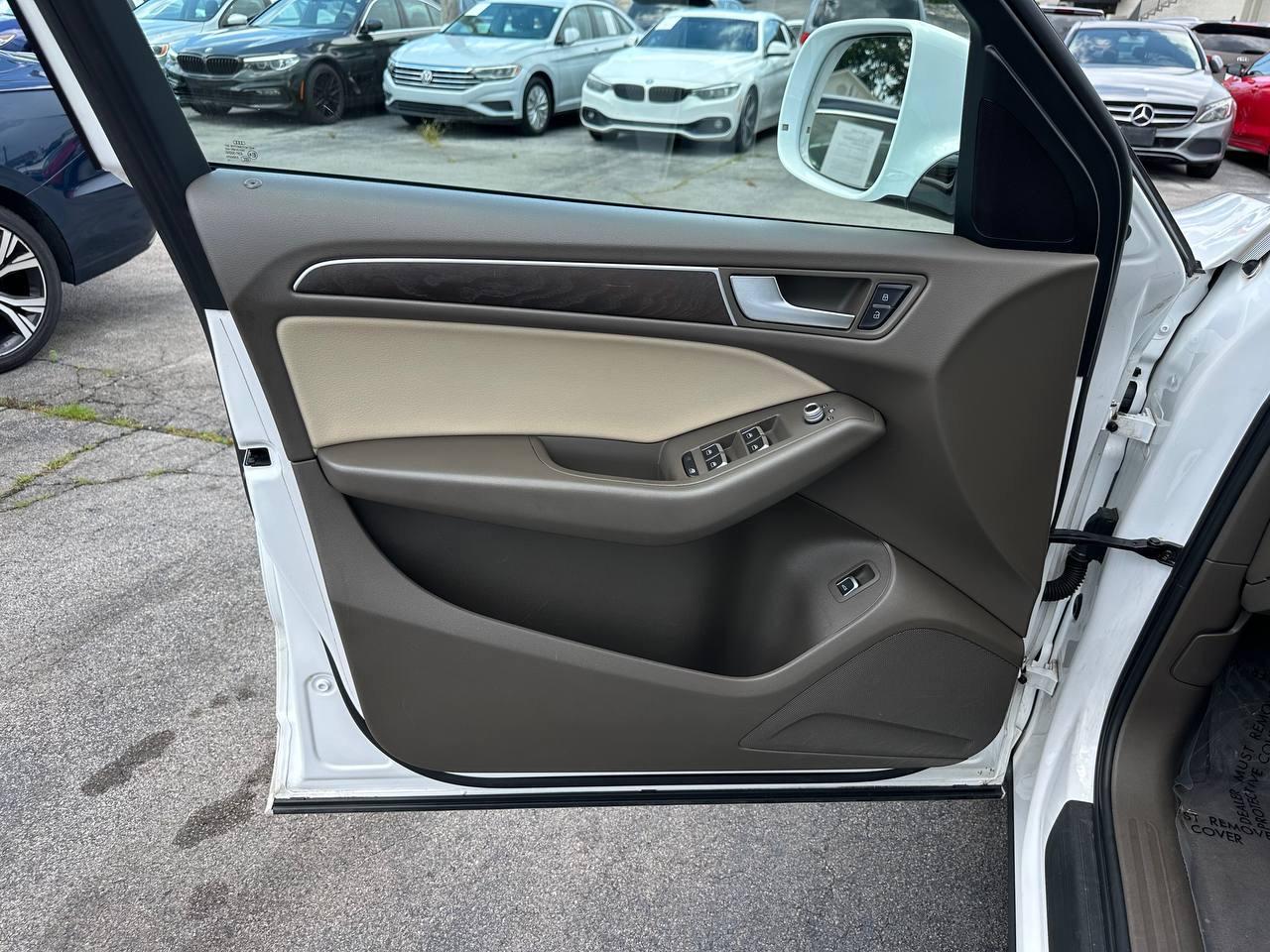 Audi Q5 2.0T Premium quattro 2016