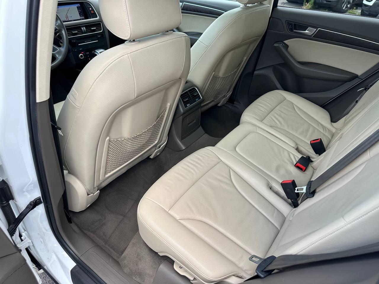 Audi Q5 2.0T Premium quattro 2016
