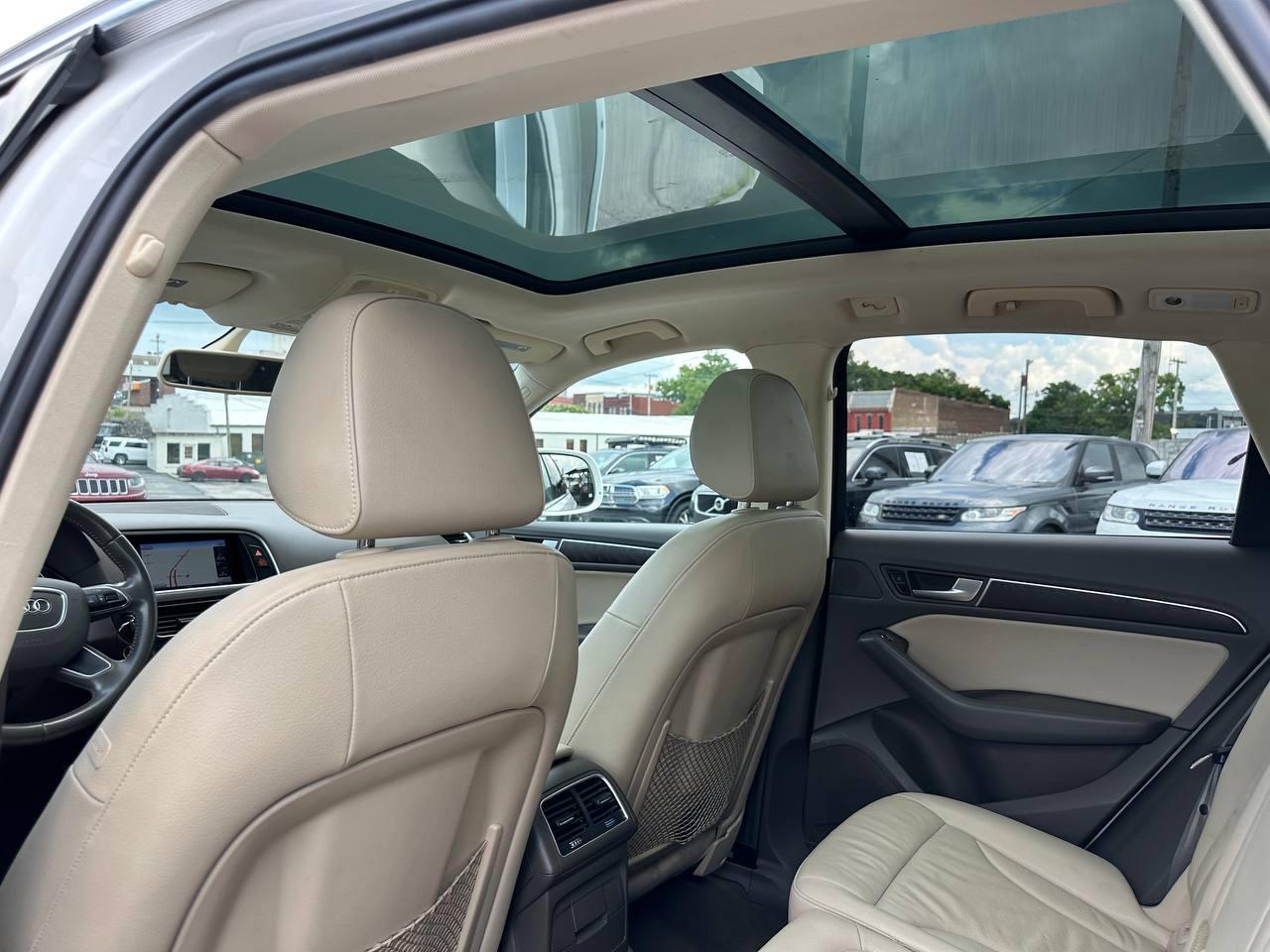 Audi Q5 2.0T Premium quattro 2016