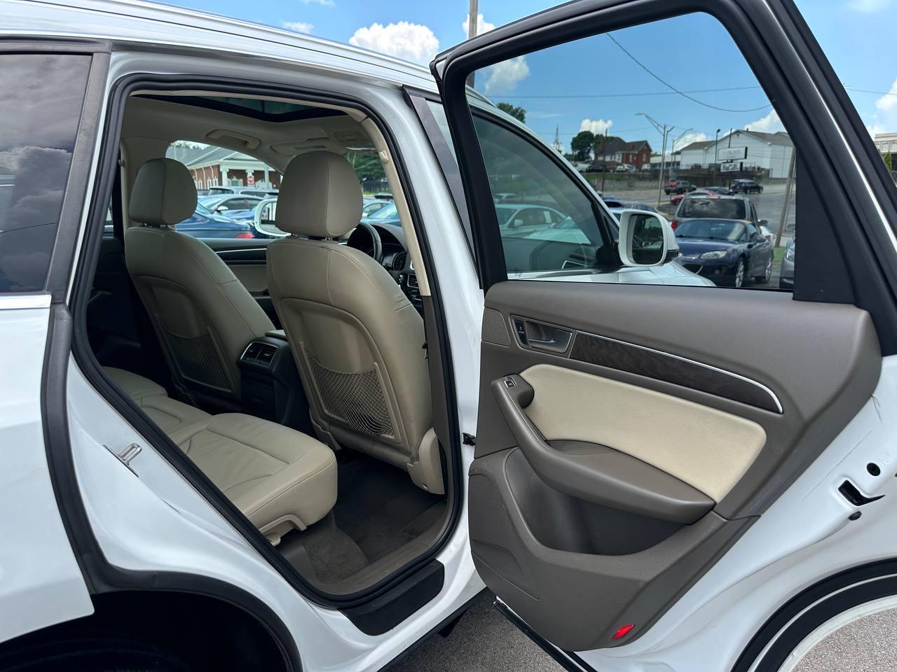Audi Q5 2.0T Premium quattro 2016